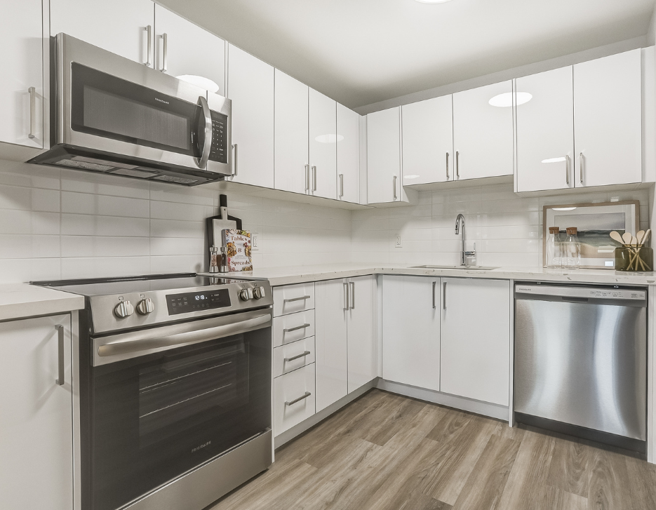 Modern kitchen of a one bedroom suite at Elora.